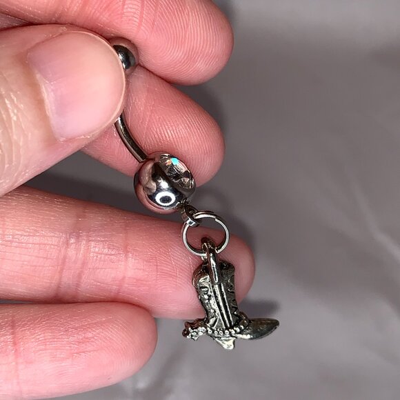 Boot With Spur Dangle Belly Ring - Picture 4 of 11